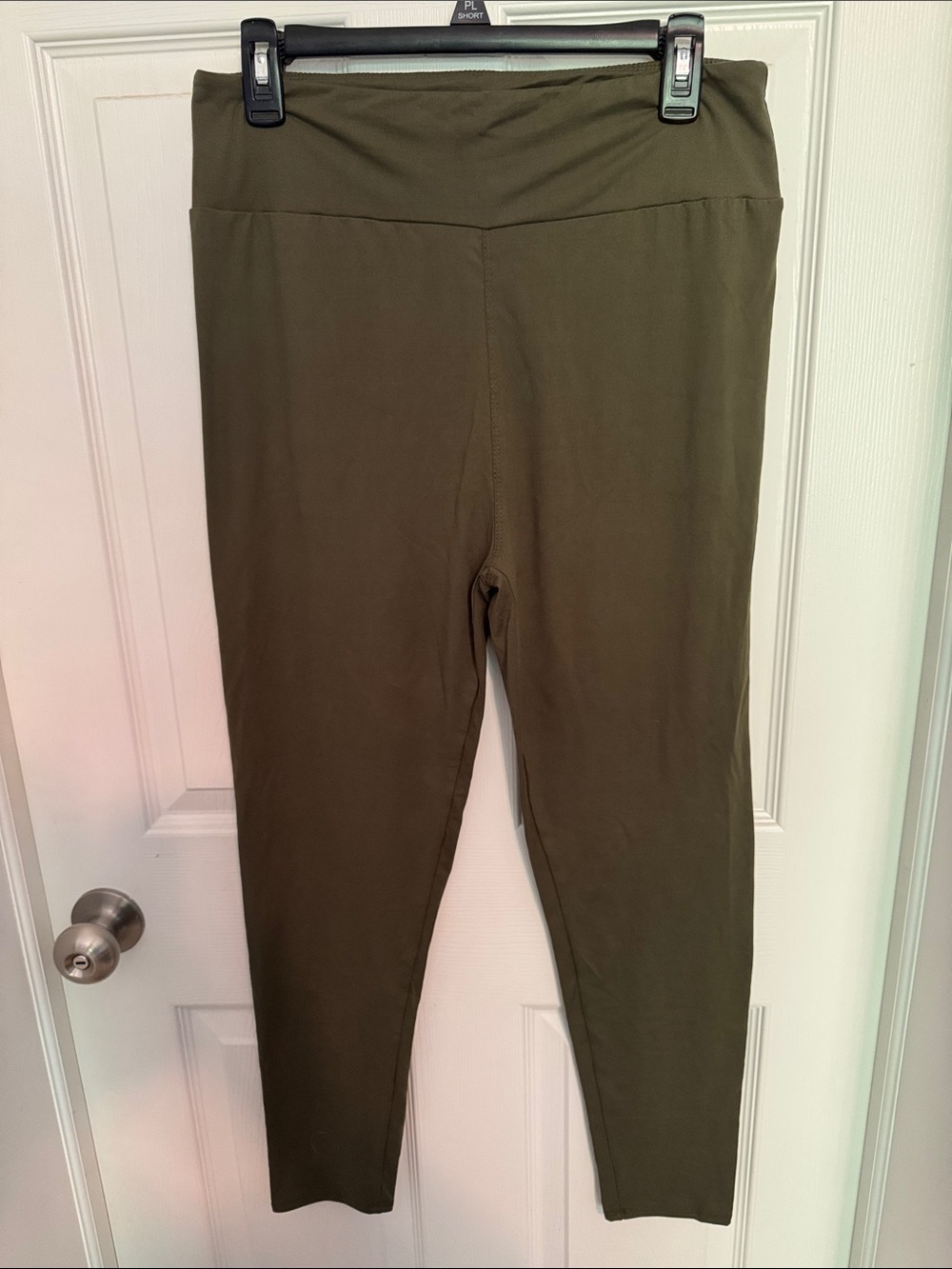 NWOT Women's Olive High-Waist Leggings